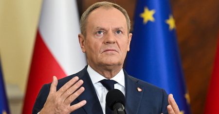 Rok ostatniej szansy. Tusk musi przekonać wyborców, że rząd "daje radę"