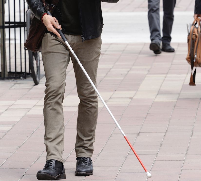 Decades-long sham exposed: Man pretending to be blind caught reading obituaries in Northern Italy