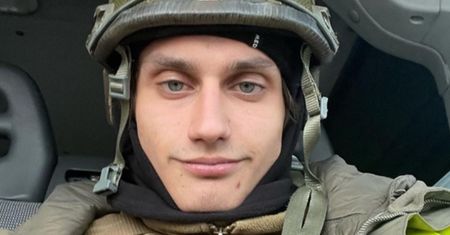 Mikołaj z "Top Model" ZAWIESIŁ KARIERĘ i pojechał pomagać do Ukrainy! "Wartość życia ludzkiego jest najważniejsza"