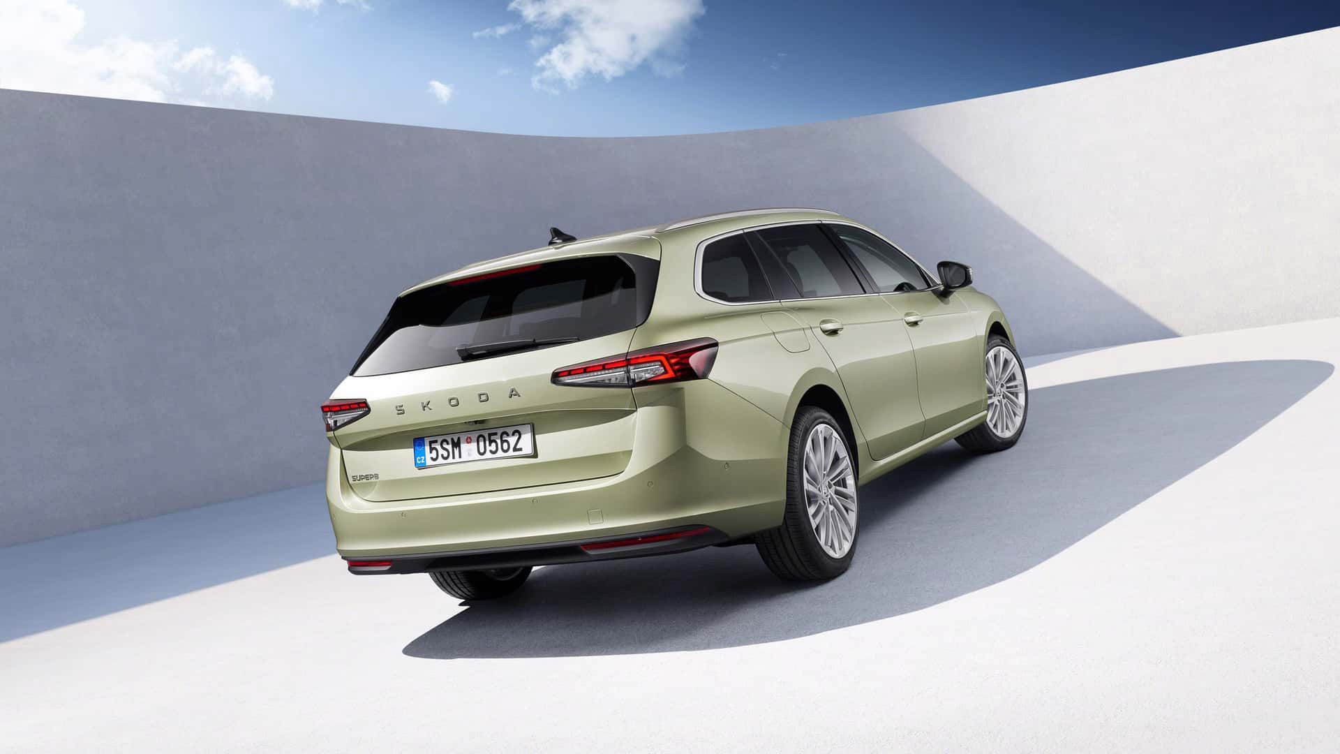 Nowa Škoda Superb