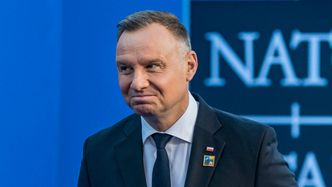 Andrzej Duda podbija Kanadę. "Przyłapano" go na meczu hokeja (FOTO)