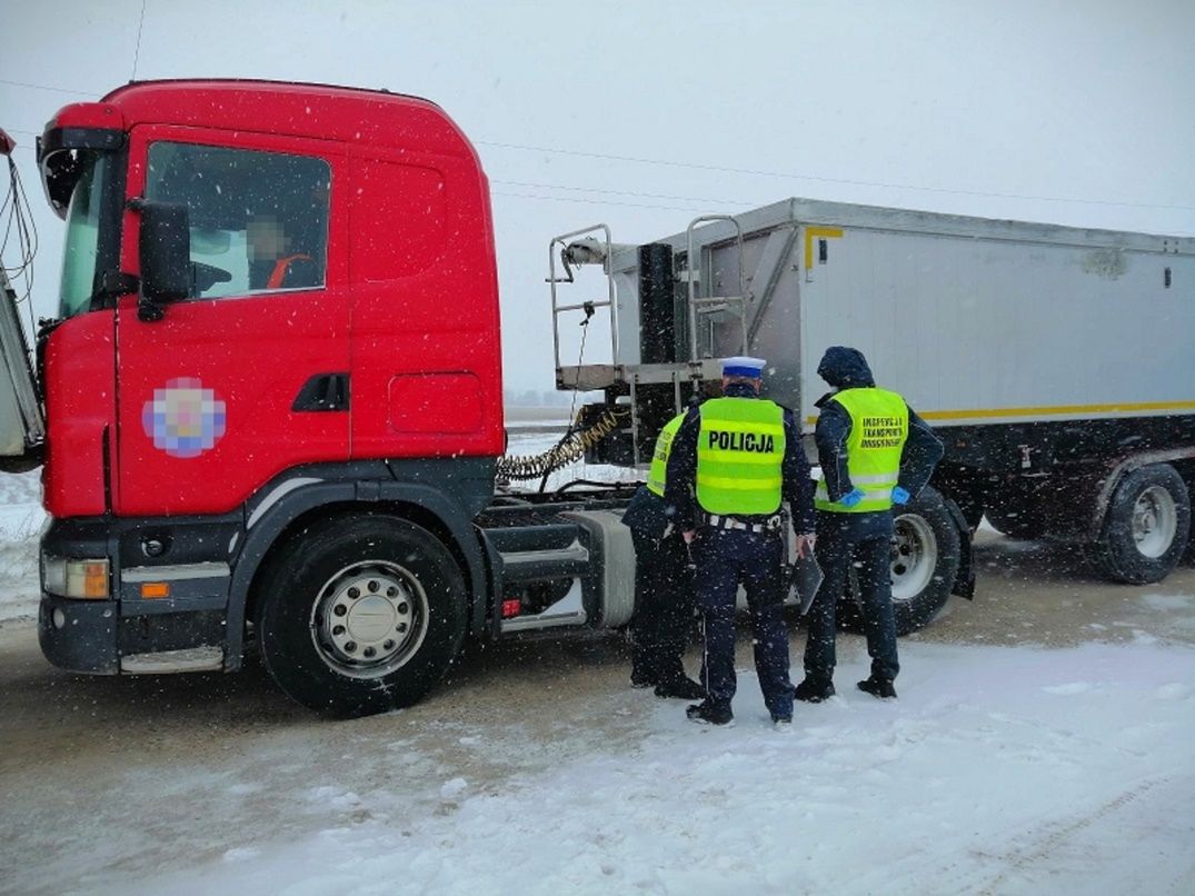 Makabra w żwirowni. Ciężarówki zgniotły pracownika