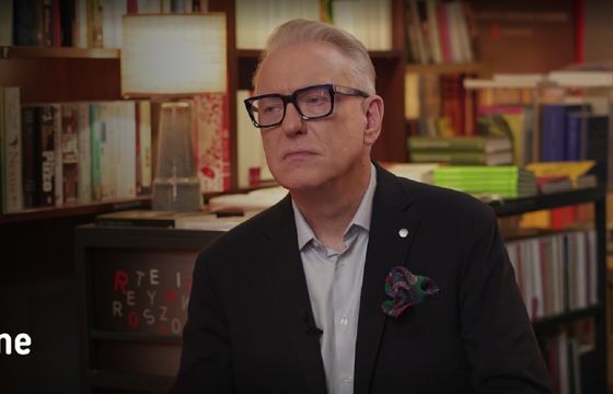 Tylu widzów miał program Mariusza Szczygła w TVP Info. Hitem odcinek z Englertem