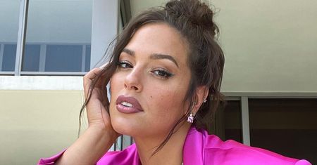 Ashley Graham pokazała odważne nagie zdjęcie. "Ciało kobiety to cud"