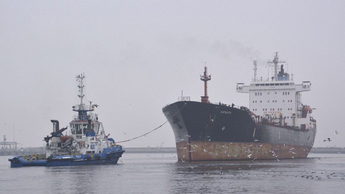 Jest decyzja ws. "tykającej bomby". Chodzi o rosyjski statek w G