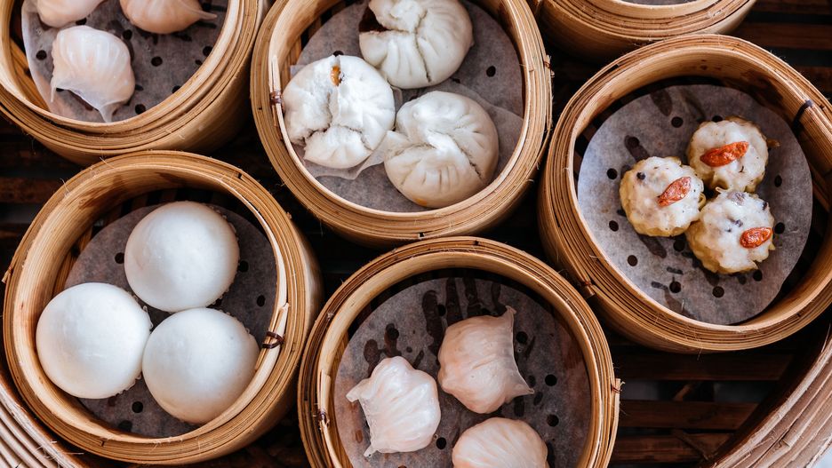 Pierogi dim sum można przygotowywać na wiele sposobów