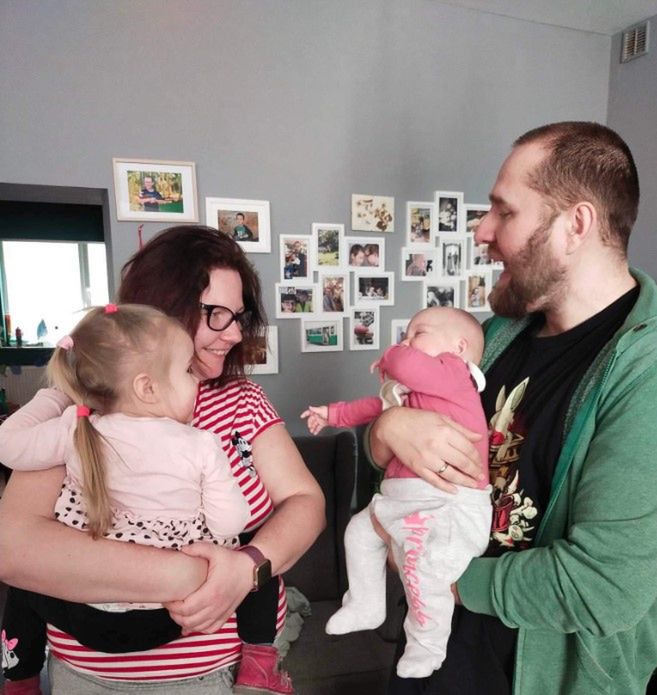 Anna Krulak-Leszczyńska z mężem i dziećmi