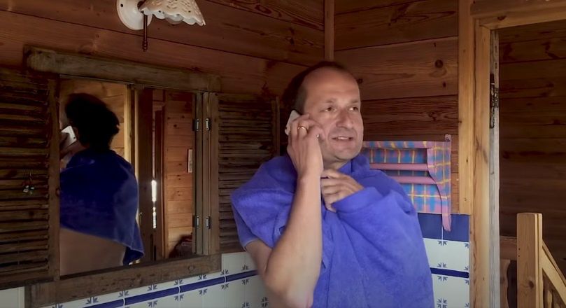 "Państwo z kartonu"