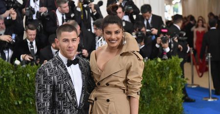 Nick Jonas zaręczył się z Priyanką Choprą po DWÓCH MIESIĄCACH ZWIĄZKU