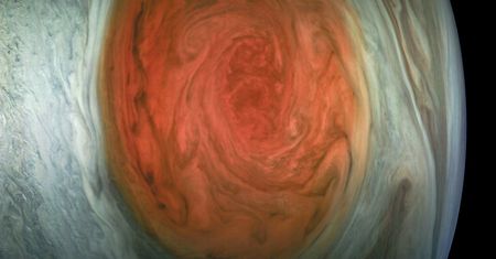 NASA pokazuje niezwykłe zdjęcie Jowisza. Wielka Czerwona Plama zachwyca!