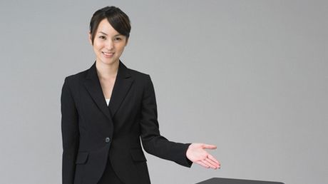 Pierwszy projektor 4LCD 1