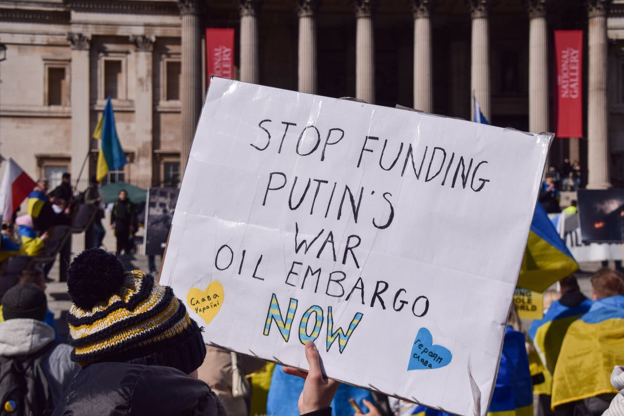 Rynki nie chcą rosyjskiej ropy. Nawet z rekordową zniżką