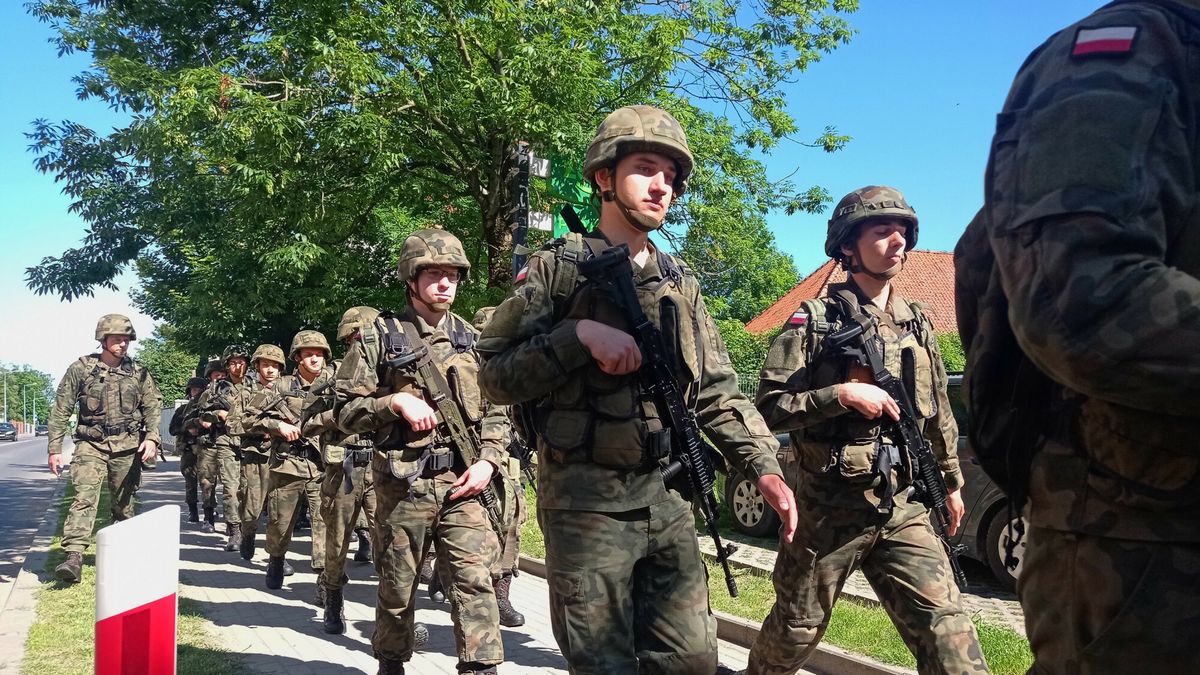 reporter_baza_2022-07
23.06.2022 Wegorzewo cwiczenia dobrowolnej sluzby zawodowej w wojsku  fot. Hubert Hardy/REPORTER
Hubert Hardy/REPORTER