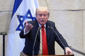 "Katastrofa". W Izraelu krytykują porozumienie Trumpa z Iranem