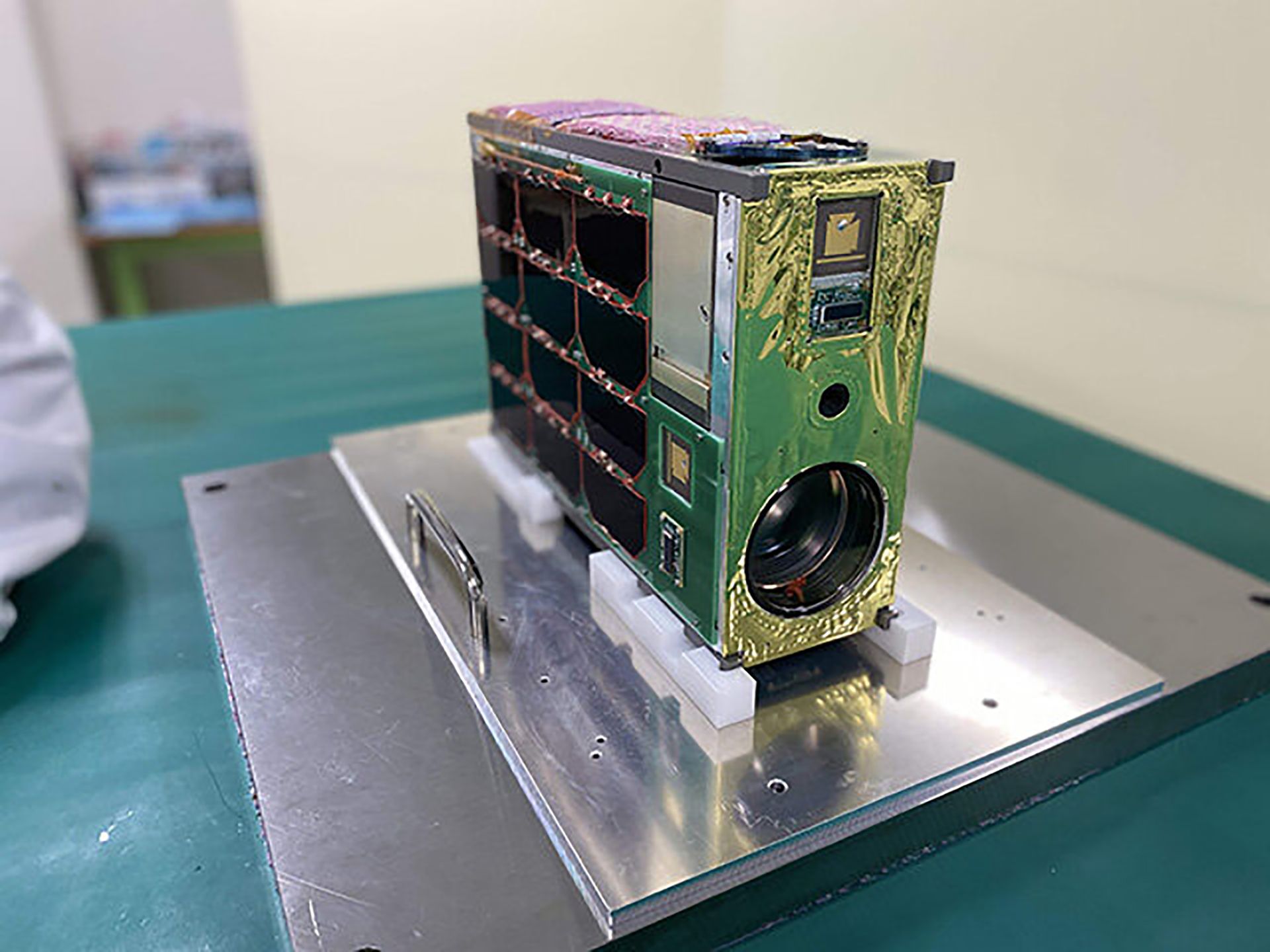Ukrywali to tygodniami. Wiemy, jaki sprzęt znalazł się w japońskim satelicie 1