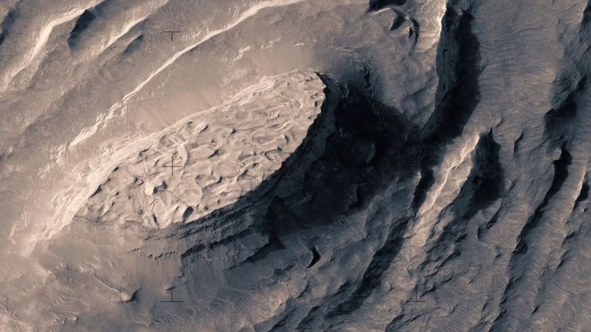 Ten film poklatkowy powstał ze zdjęć NASA i pokazuje... strukturę Marsa 1