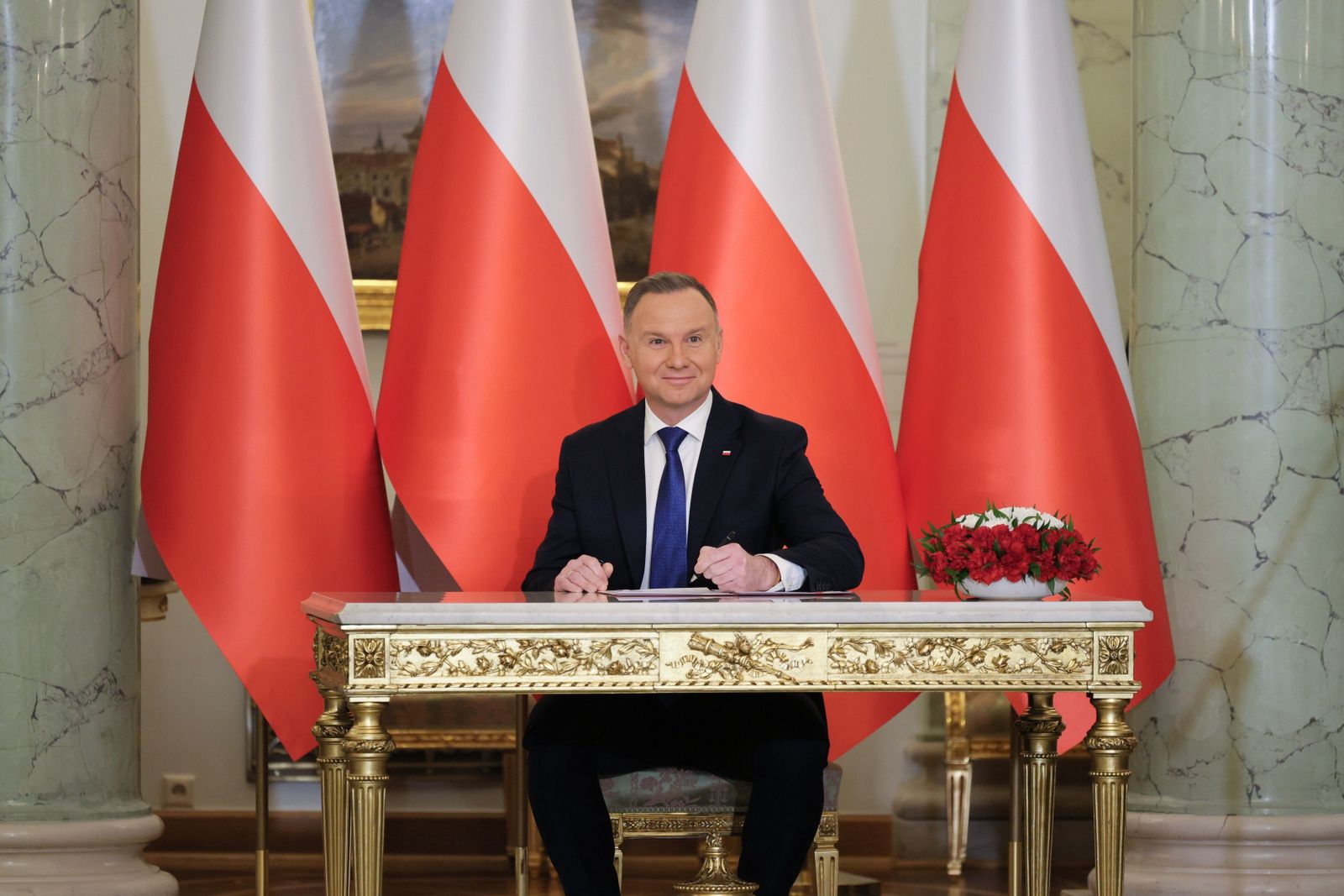 Andrzej Duda podpisał projekt ustawy zamrażającej ceny energii do 30 czerwca 2024 roku