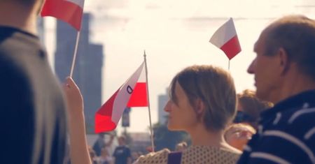 Tak wygląda Warszawa w godzinę "W". Dziś o 17:00 stolica się zatrzyma