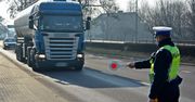 Policyjna akcja "Truck and Bus". Funkcjonariusze sprawdzają ciężarówki i autobusy