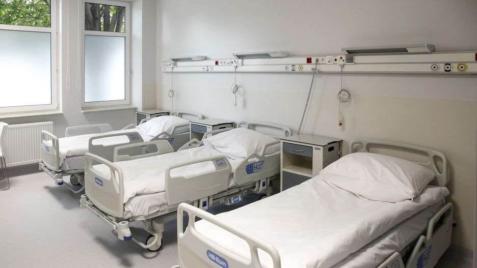 Koronawirus. Warszawa. Szpital Wolski walczy z koronawirusem