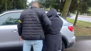 Lublin: 19-latka była poszukiwana dwoma listami gończymi. Wpadła, gdy wysiadała z chłopakiem z pociągu