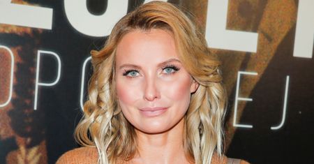 Są niemal identyczne. Joanna Moro ma siostrę bliźniaczkę?