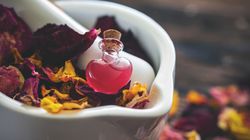 Olejek różany do twarzy i włosów - właściwości i zastosowanie