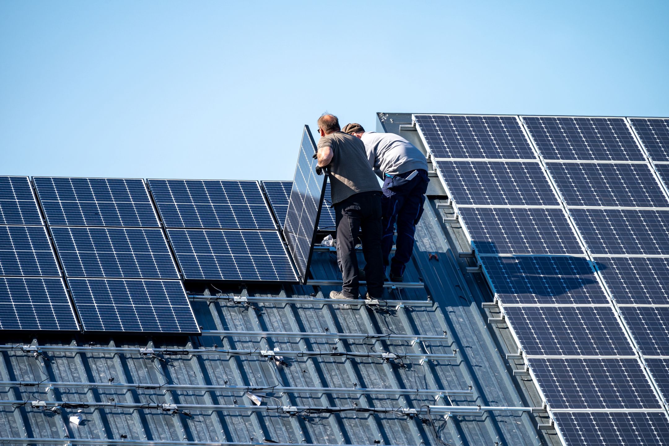 Nowe taryfy ułatwią korzystanie z energii słonecznej w momentach, w których będzie ona najtańsza 