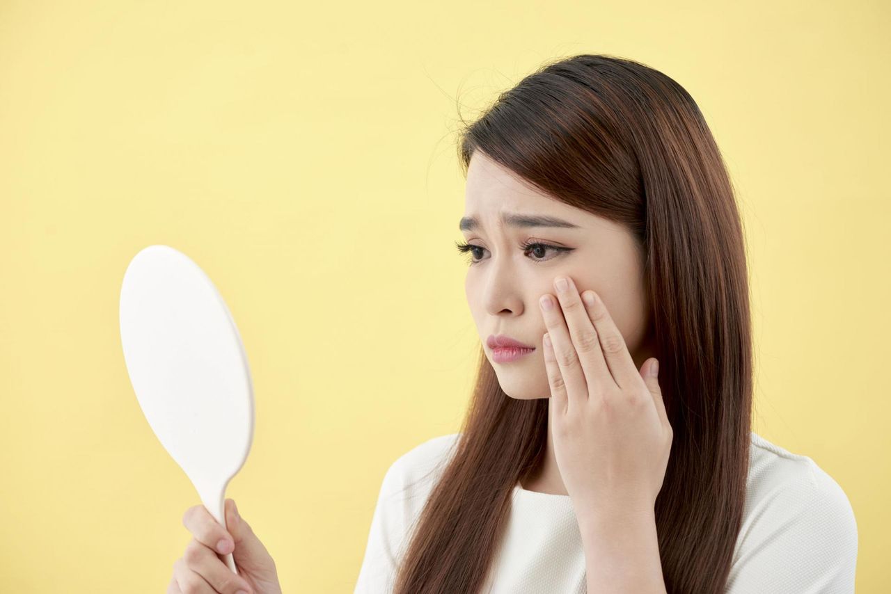 Blizny po trądziku - przyczyny, usuwanie blizn, kosmetyki na blizny