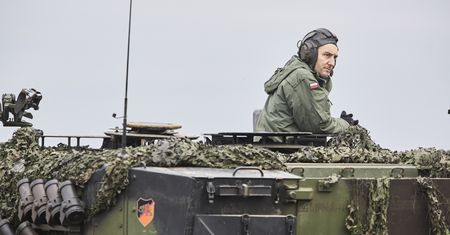 500 wyrzutni HIMARS dla Polski. "Powstaje armia, której Rosja nie odważy się zaatakować"
