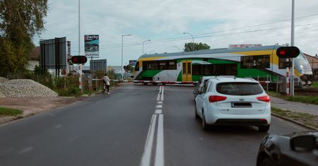 Remont (zamknięcie) przejazdu kolejowego – drogowego linii kolejowej nr 33 w ciągu ul. Bielskiej (DK60) w Płocku!
