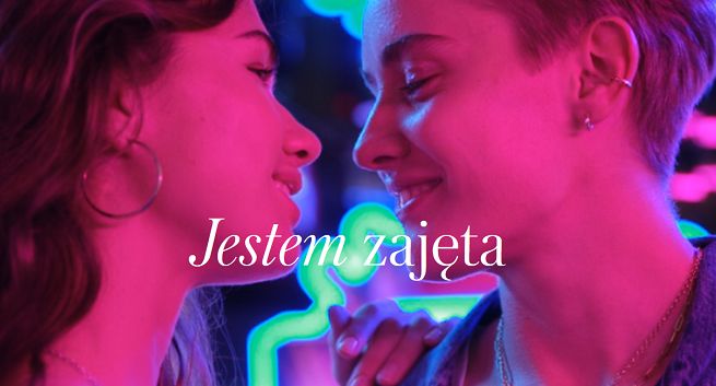 TVP wymazuje osoby LGBT+ z przestrzeni publicznej. "To ewidentne i karygodne"