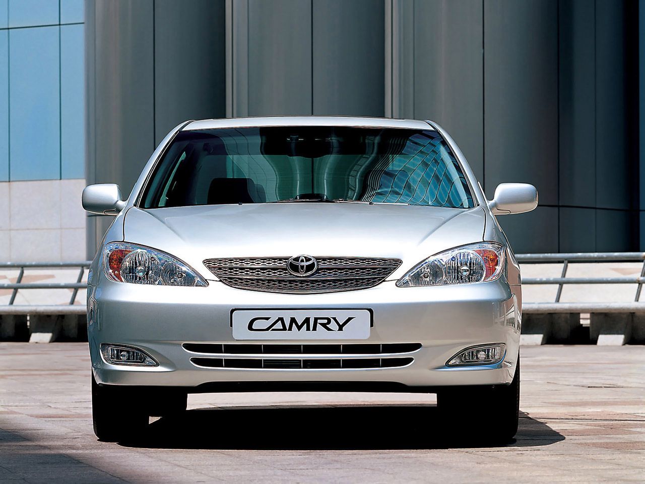 Toyota Camry 5