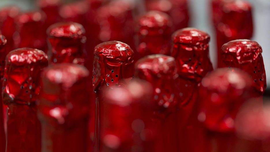 Dziecięcy szampan jest zakazany w niektórych krajach, na przykład na Litwie.