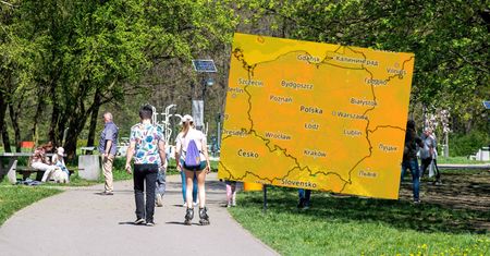 Pogoda. Poniedziałek bardzo słoneczny i ciepły. Na termometrach nawet 28 st. C