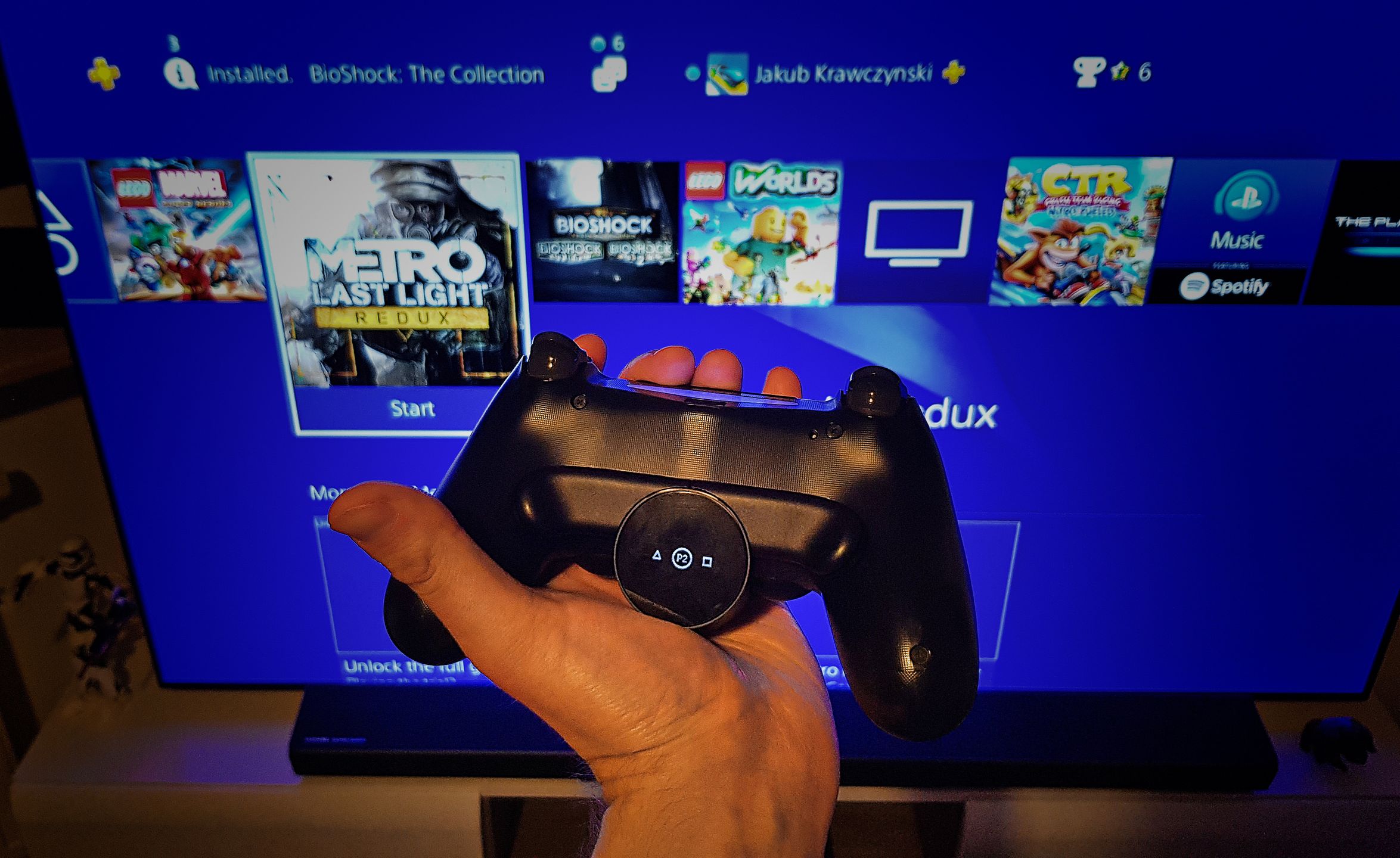 PlayStation 4 i intrygujący gadżet do pada. Sprawdziłem nową przystawkę do DualShock 4 5
