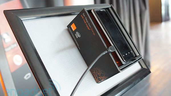 Orange San Diego - smartfon z procesorem x86 już niedługo w Europie 1