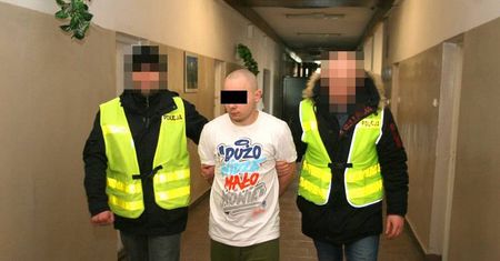 Pokłócili się o kobietę. Ugodził nożem 26-latka w klatkę piersiową