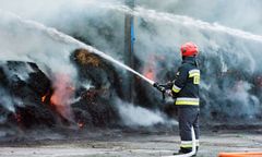 Bełchatów. Pożar elektrowni, jeden z bloków będzie wyłączony