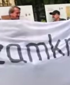 Warszawa. Protest przed Trybunałem Konstytucyjnym. Zablokowali wejście do budynku