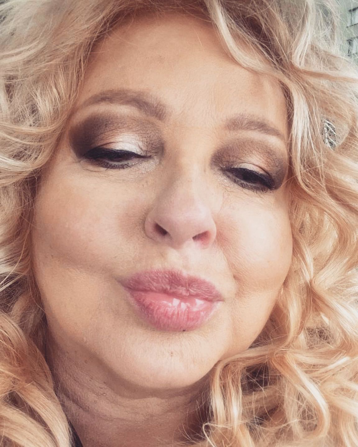 Magda Gessler komentuje plotki, jakoby powiększyła usta. Wyraźnie ją to zdenerwowało 