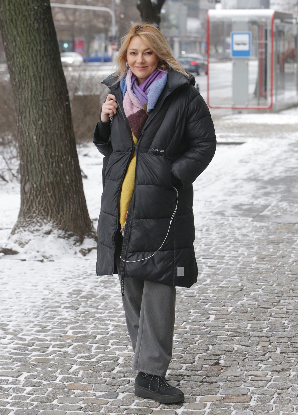 Gwiazdy pozują pod studiem "DDTVN"