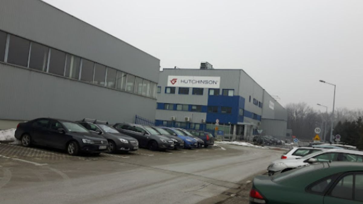 firma planuje zwolnienia grupowe w Polsce