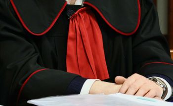 Głośna sprawa lekarza z Konina. Zabezpieczono 1 mln zł w obligacjach