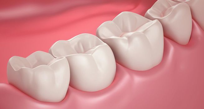 "Mineralna” pasta do zębów tak samo skuteczna, co pasta z fluorem