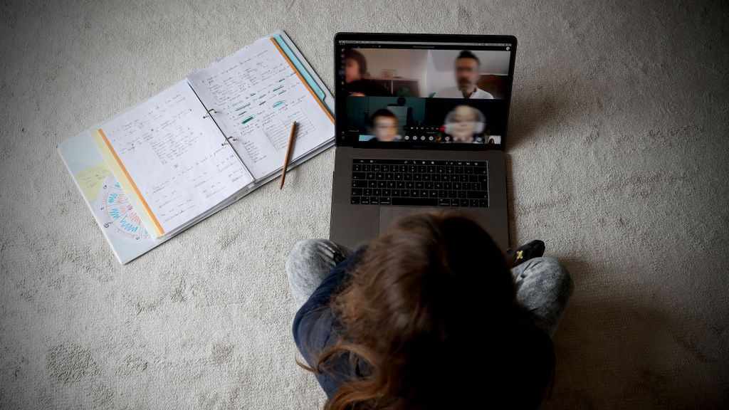 Wakacje 2020 nie będą krótsze - zapewnia minister edukacji