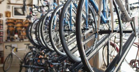 Urzędnik kupił rower w cenie auta. Tłumaczył, że dojeżdżał na spotkania służbowe
