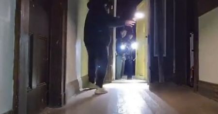 To była transmisja na żywo. TikTokera zaskoczyli uzbrojeni policjanci