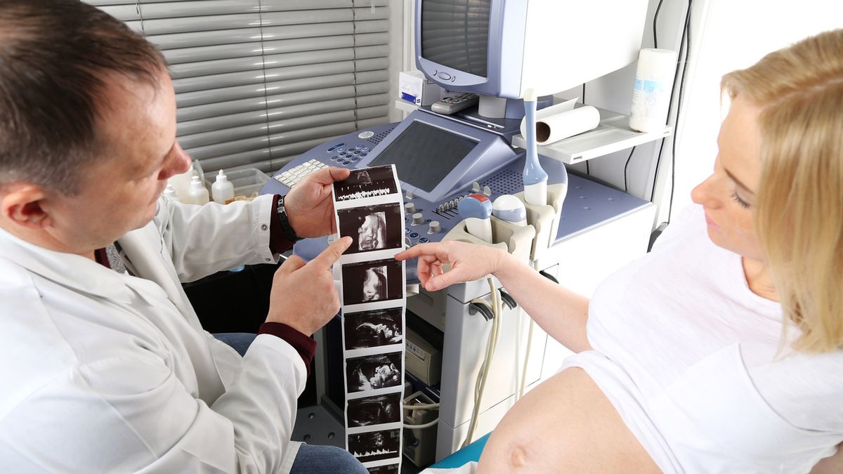 Łożysko przodujące występuje raz na dwieście ciąż.