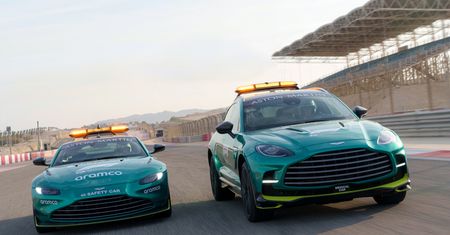 Aston Martin DBX707 samochodem medycznym Formuły 1. Jego mniejszy brat safety carem